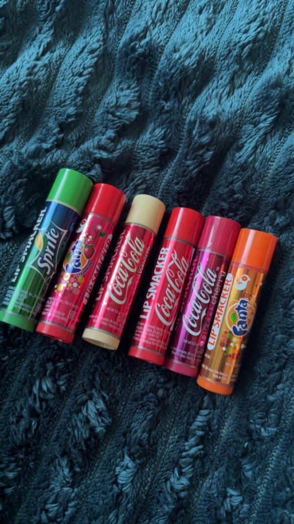 cjukmvnuyxbjagf0lzezljm0ljeumcaoavbob25lmtusndsgau9tide4ljmumjsgz3ppcckgag Baumes à lèvres Coca / Fanta / Sprite