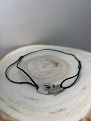 Collier ras de cou menottes